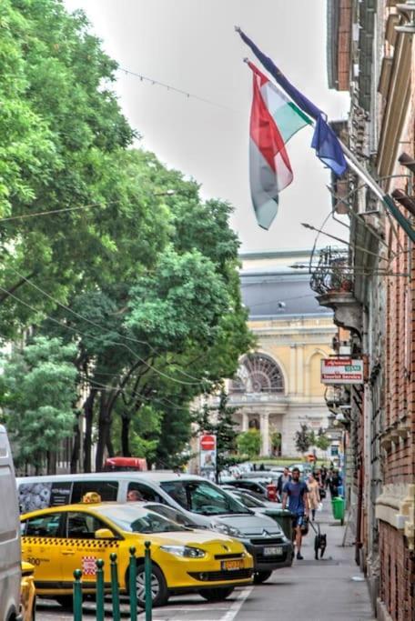 Nefelejcs Near The Keleti Railway Station Apartment บูดาเปสต์ ภายนอก รูปภาพ