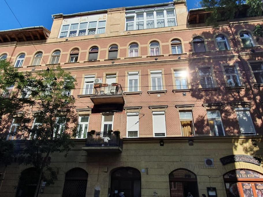 Nefelejcs Near The Keleti Railway Station Apartment บูดาเปสต์ ภายนอก รูปภาพ